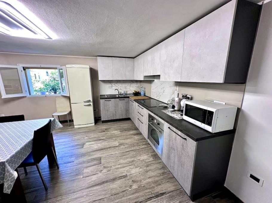 Con Grandi Spazi-2 Da Letto-grande Open Space-cucina Professionale-riscaldamento Centralizzato-wifi Cesena